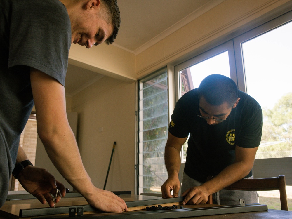 U.S. Marines with CLB-1, MRF-D 25.3 supports volunteer event for St. Vincent de Paul Society