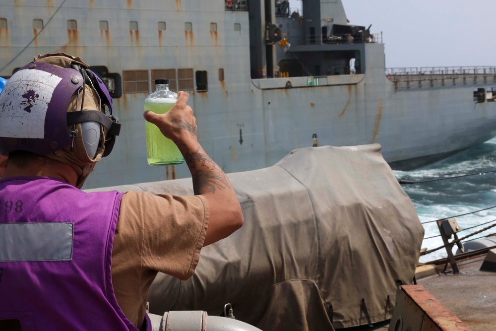 USS FORREST SHERMAN (DDG 98) CONDUCTS RAS