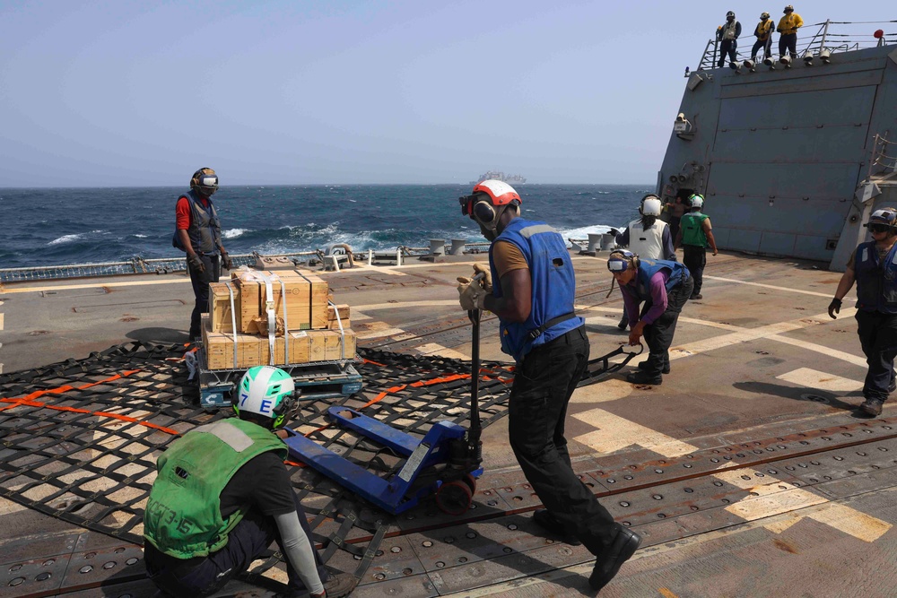 USS FORREST SHERMAN (DDG 98) CONDUCTS VERTREP