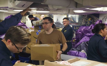 USS FORREST SHERMAN (DDG 98) CONDUCTS RAS