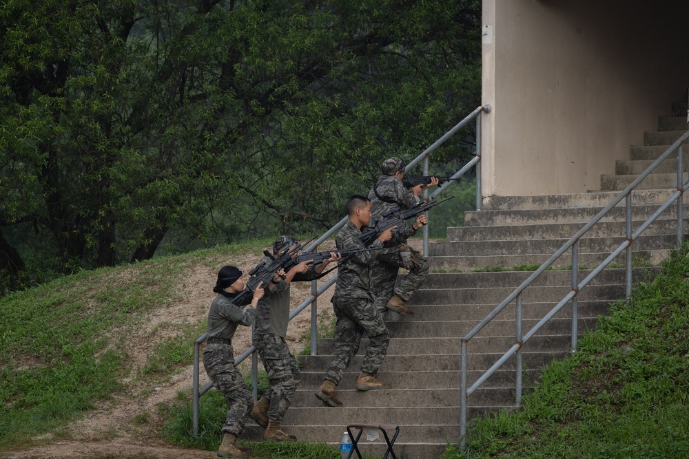 2/23 Marines Conduct MOUT Training with ROK Marines | Day 4