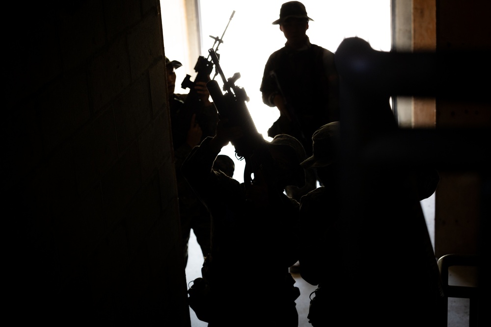 2/23 Marines Conduct MOUT Training with ROK Marines | Day 4