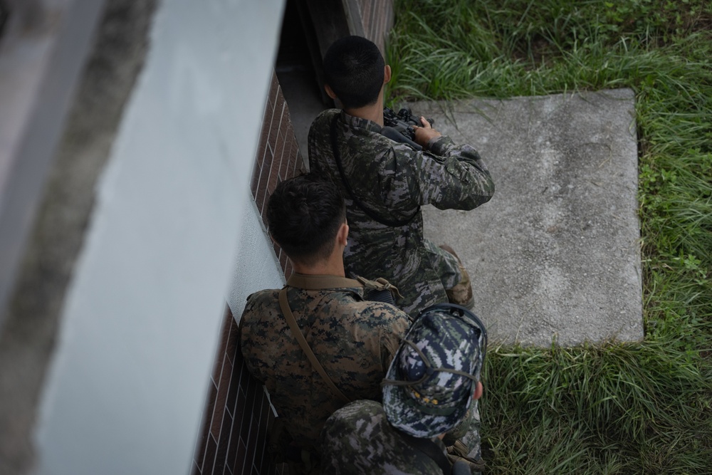 2/23 Marines Conduct MOUT Training with ROK Marines | Day 4