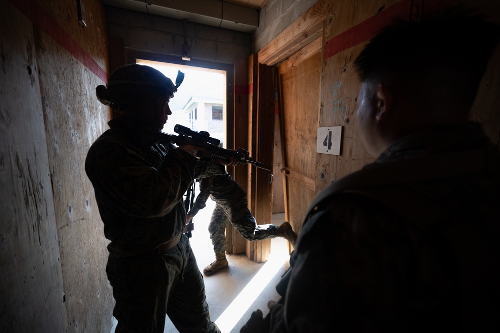 2/23 Marines Conduct MOUT Training with ROK Marines | Day 4