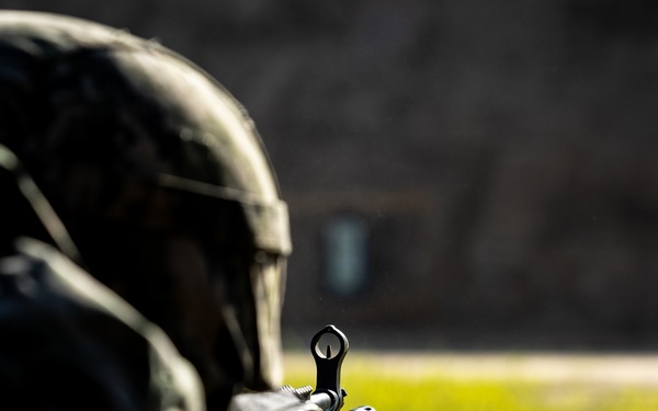 2/23 Marines and ROK Marines Conduct Bilateral Zeroing Range