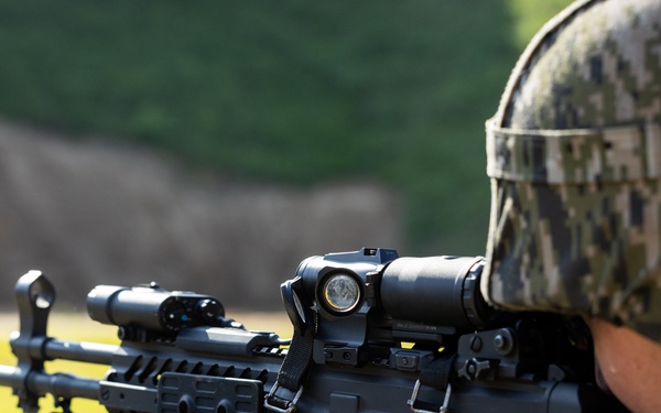 2/23 Marines and ROK Marines Conduct Bilateral Zeroing Range