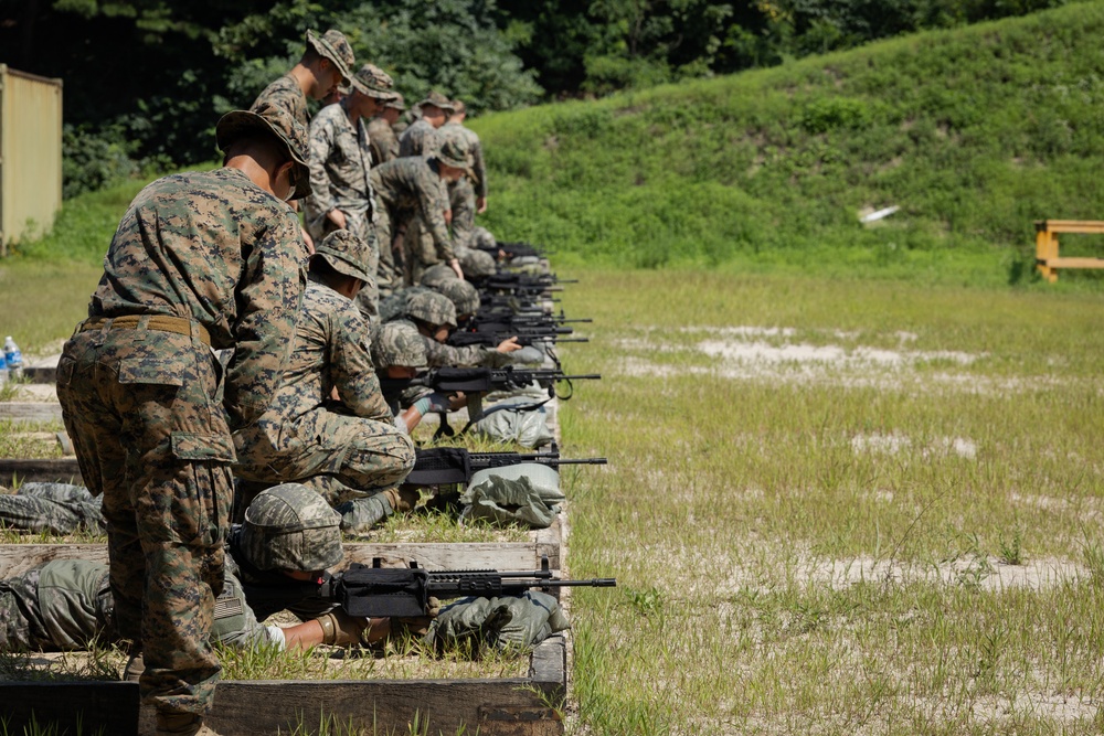 2/23 Marines and ROK Marines Conduct Bilateral Zeroing Range