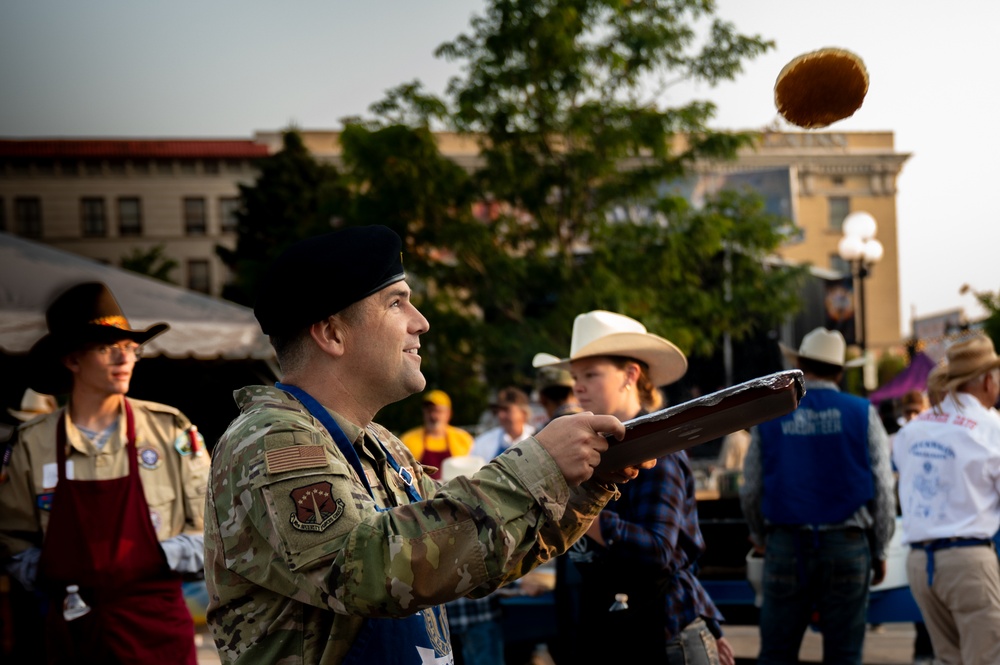 90MW and 20AF Commanders at Cheyenne Pancake Breakfast