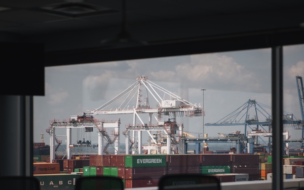 Office of Management and Budget visits Port of Baltimore, USACE projects