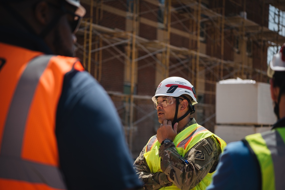 USACE North Atlantic Division Commander visits Baltimore District project sites
