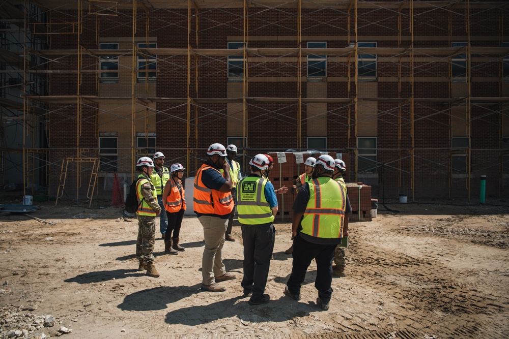 USACE North Atlantic Division Commander visits Baltimore District project sites