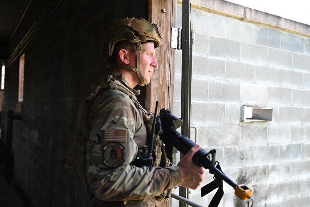 172nd SFS Conduct Training