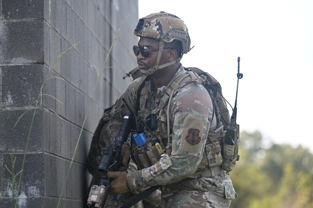 172nd SFS Conduct Training