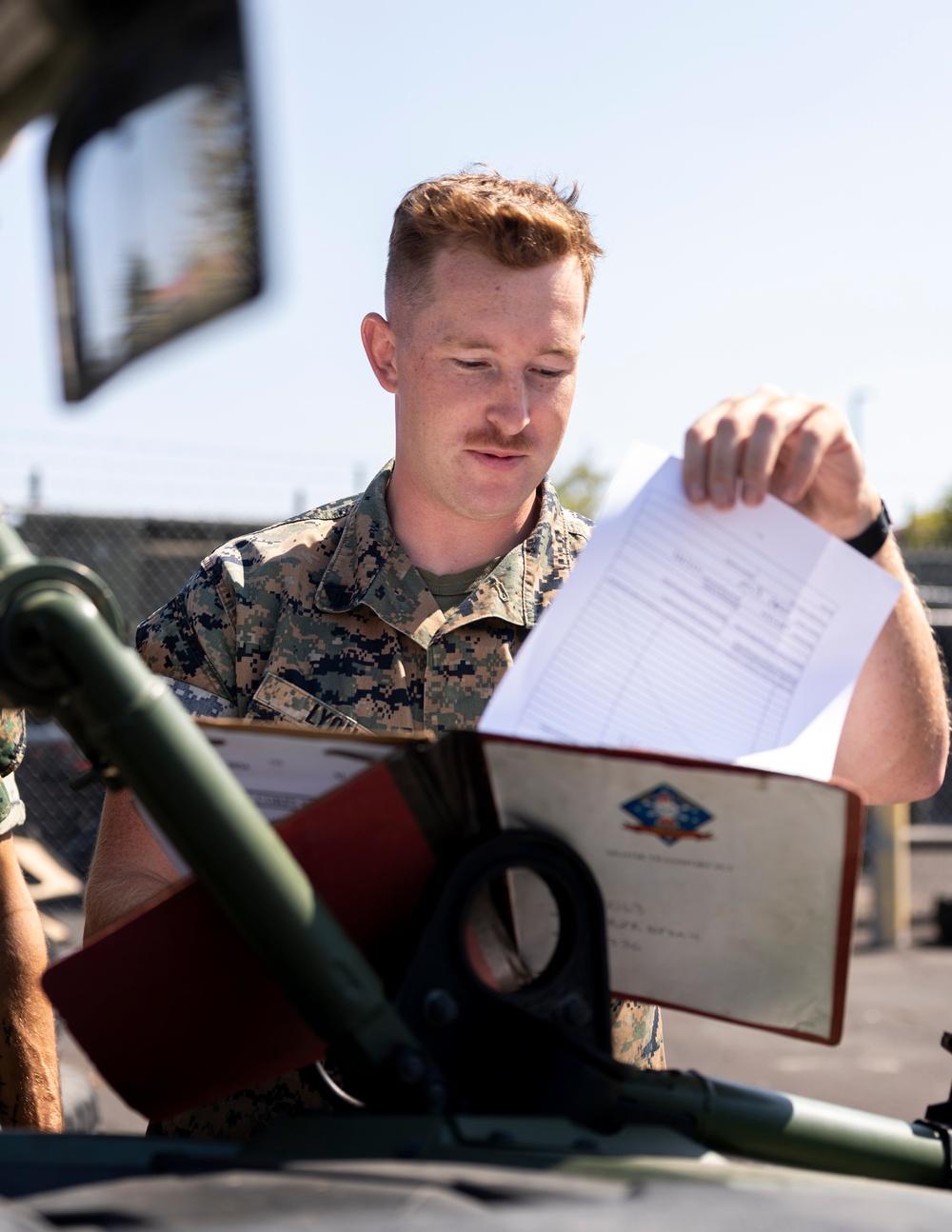 11th MEU and 1st Recon Marines conduct joint limited technical inspections
