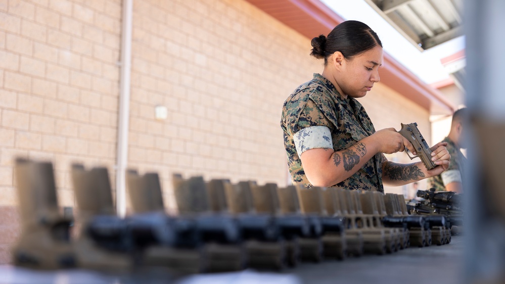 11th MEU and 1st Recon Marines conduct joint limited technical inspections