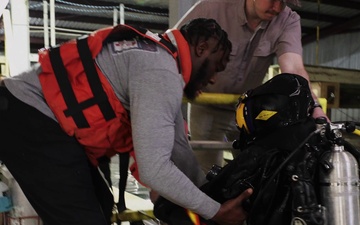 ERDC divers essential to underwater research