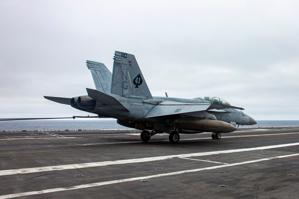 Abraham Lincoln conducts flight operations