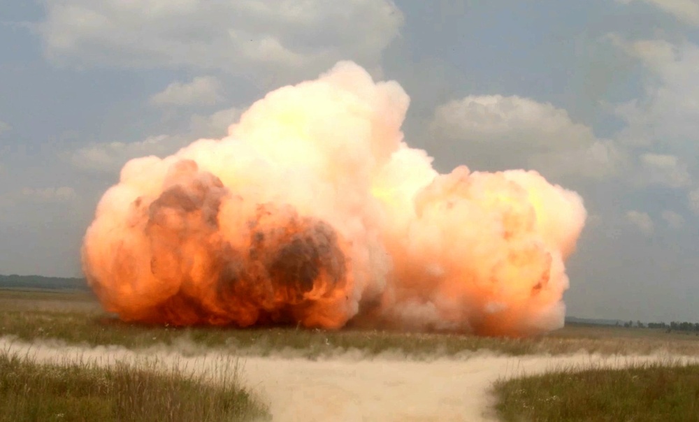 Combat engineers conduct 2,000-pound mine clearing line charge op at Fort McCoy