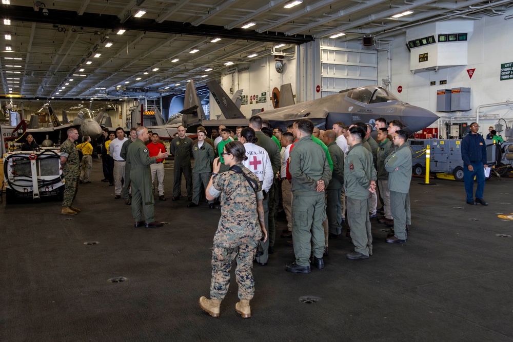 Abraham Lincoln hosts 3rd Marine Aircraft Wing