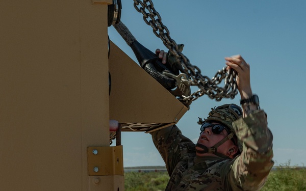 101st Division Sustainment Brigade completes elevator drill for southern border mission