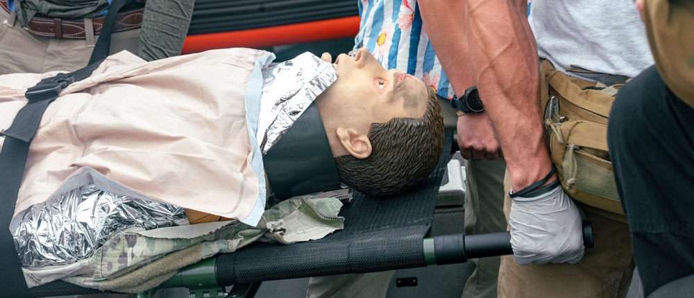 Special Operations Surgical Team performs simulated surgery during Emerald Warrior 25.2