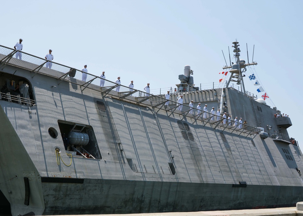 USS Savannah (LCS 28) Returns To Homeport