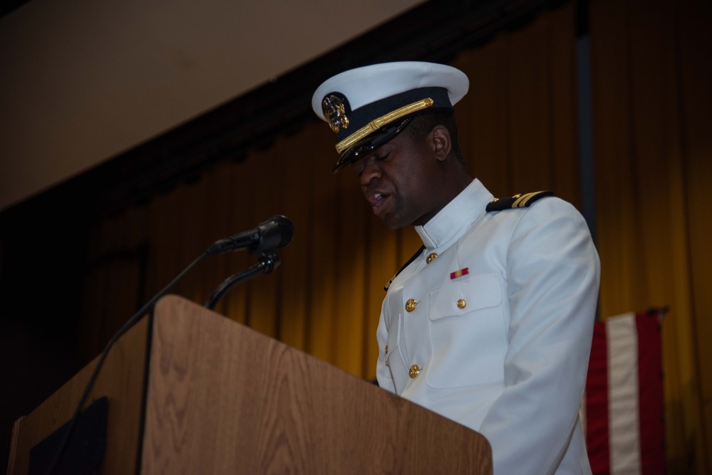 Navy Pay and Personnel Support Center changes command