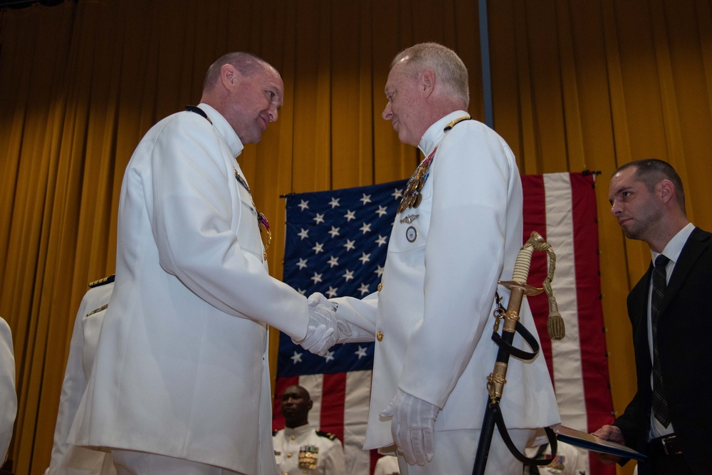 Navy Pay and Personnel Support Center changes command
