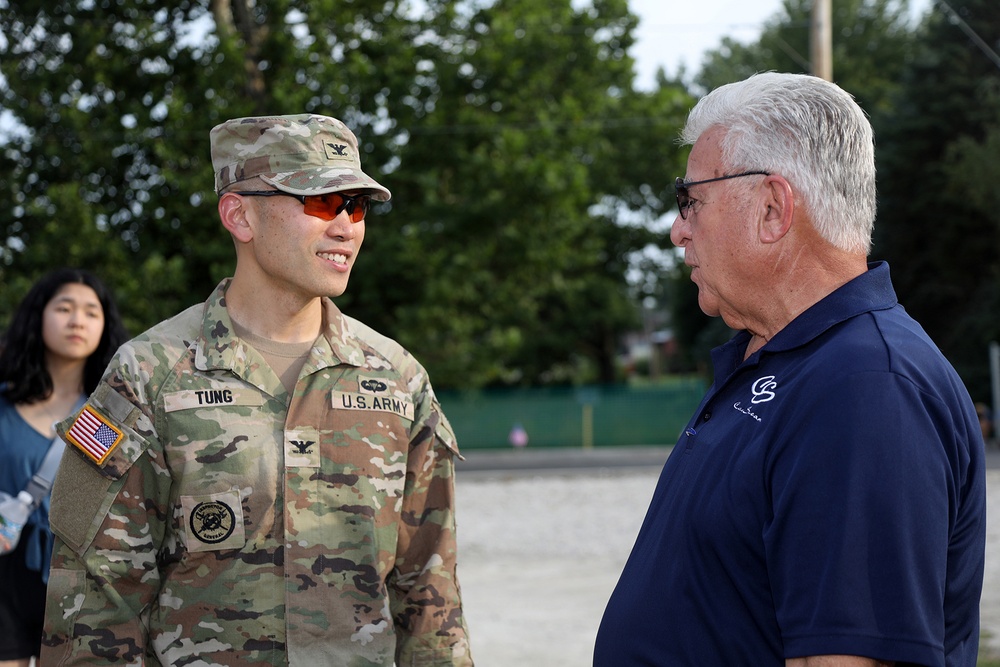 Army Reserve receives honor during regional baseball tournament