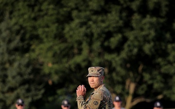 Army Reserve receives honor during regional baseball tournament