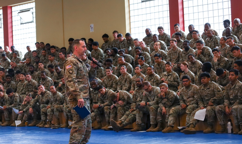 95th Combat Sustainment Support Battalion Conducts Safety Standdown