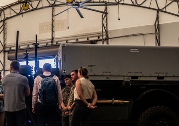 Congressional staff delegation visits 3d MLR