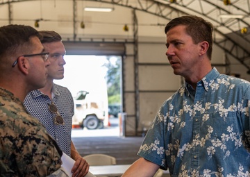 Congressional staff delegation visits 3d MLR