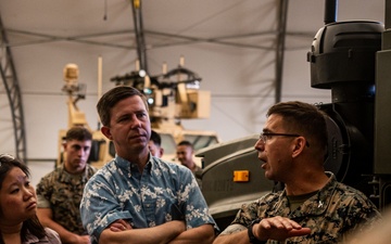 Congressional staff delegation visits 3d MLR