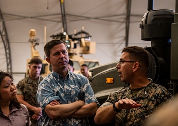 Congressional staff delegation visits 3d MLR