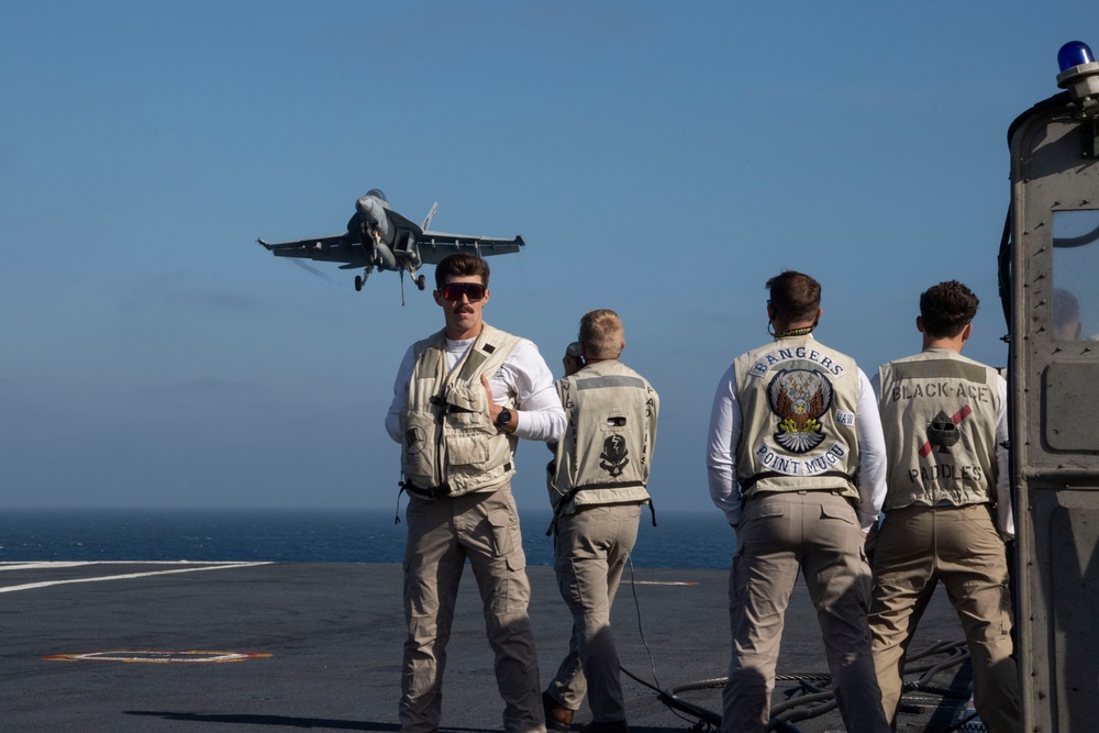 Abraham Lincoln conducts flight operations