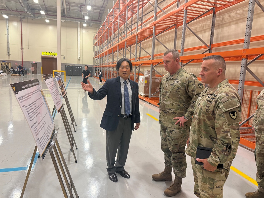 MG Shirley and CSM Gusman conduct site visit at AFSBn-K