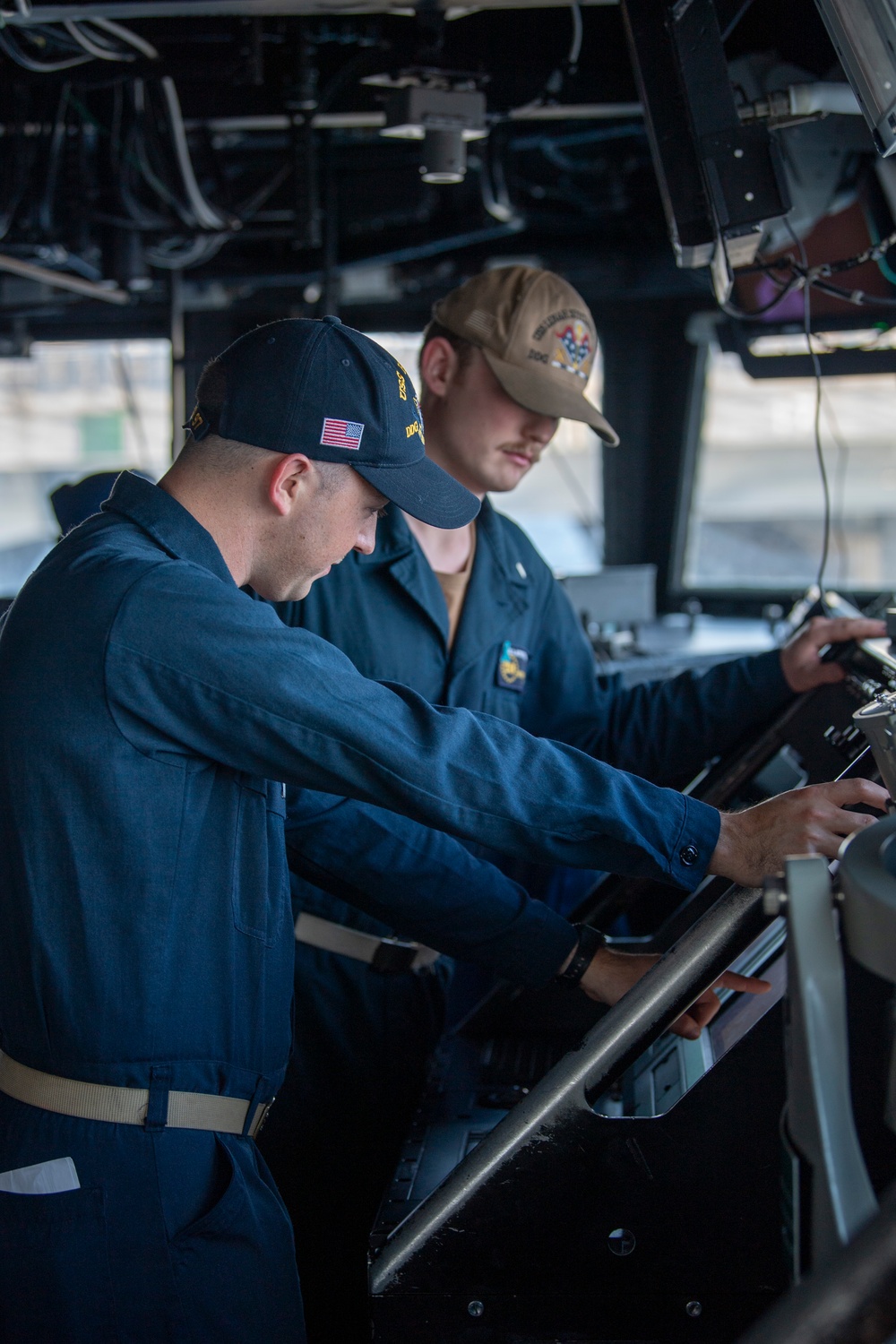 USS Higbee Conducts Replenishment-at-Sea with USS Nimitz