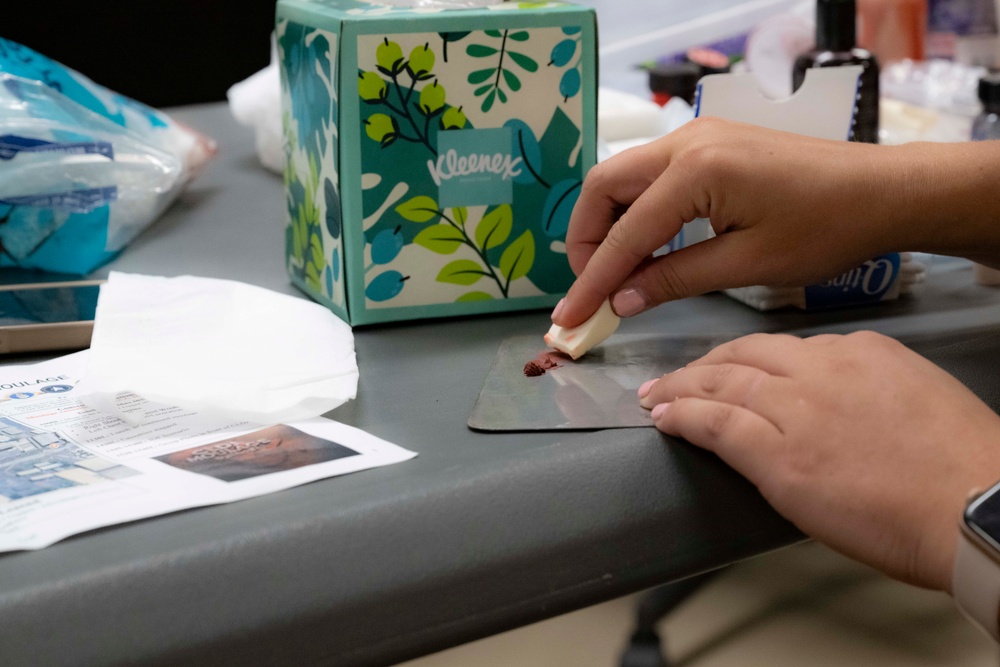 More than makeup: Surgeon Cell Soldier turns moulage art into operational readiness