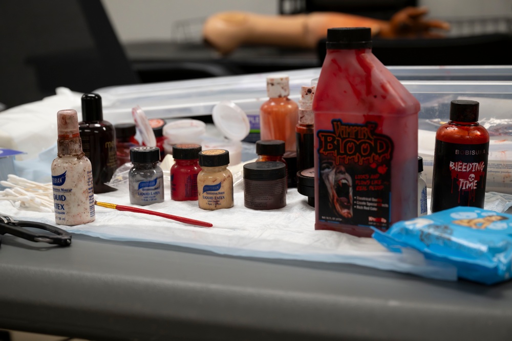 More than makeup: Surgeon Cell Soldier turns moulage art into operational readiness