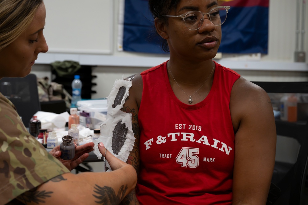 More than makeup: Surgeon Cell Soldier turns moulage art into operational readiness