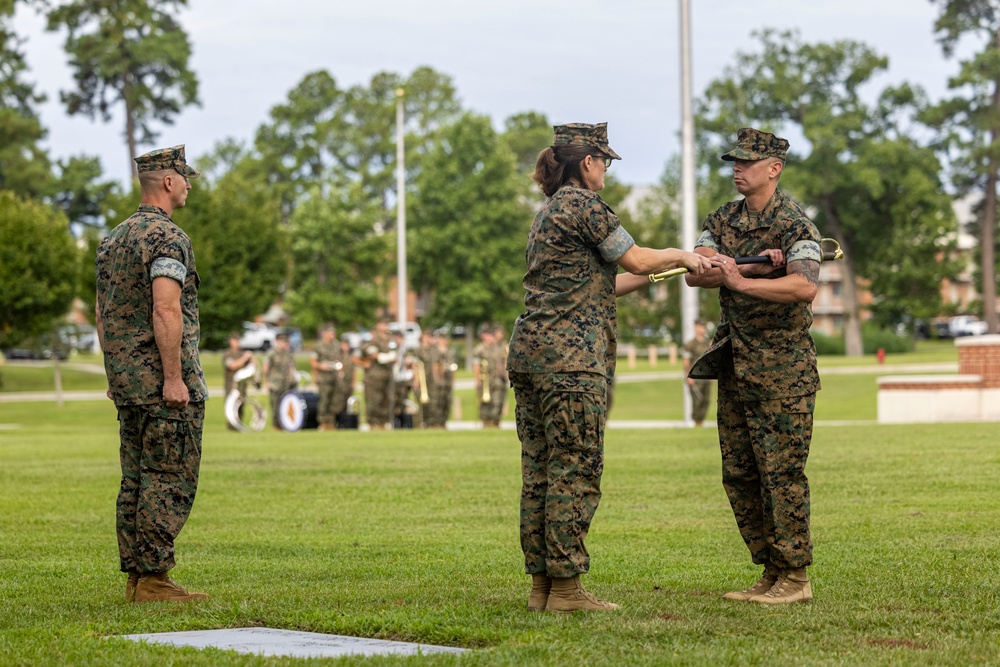 MCAS Cherry Point’s H&amp;HS bids farewell to Sgt. Maj. Burnette, welcomes Sgt. Maj. Nunez