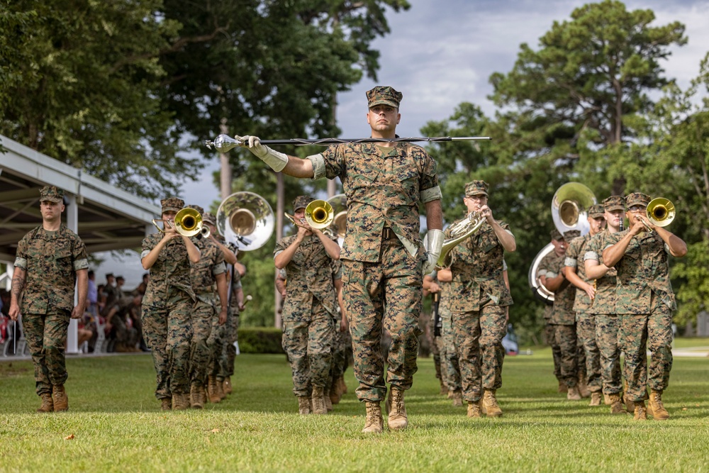 MCAS Cherry Point’s H&amp;HS bids farewell to Sgt. Maj. Burnette, welcomes Sgt. Maj. Nunez