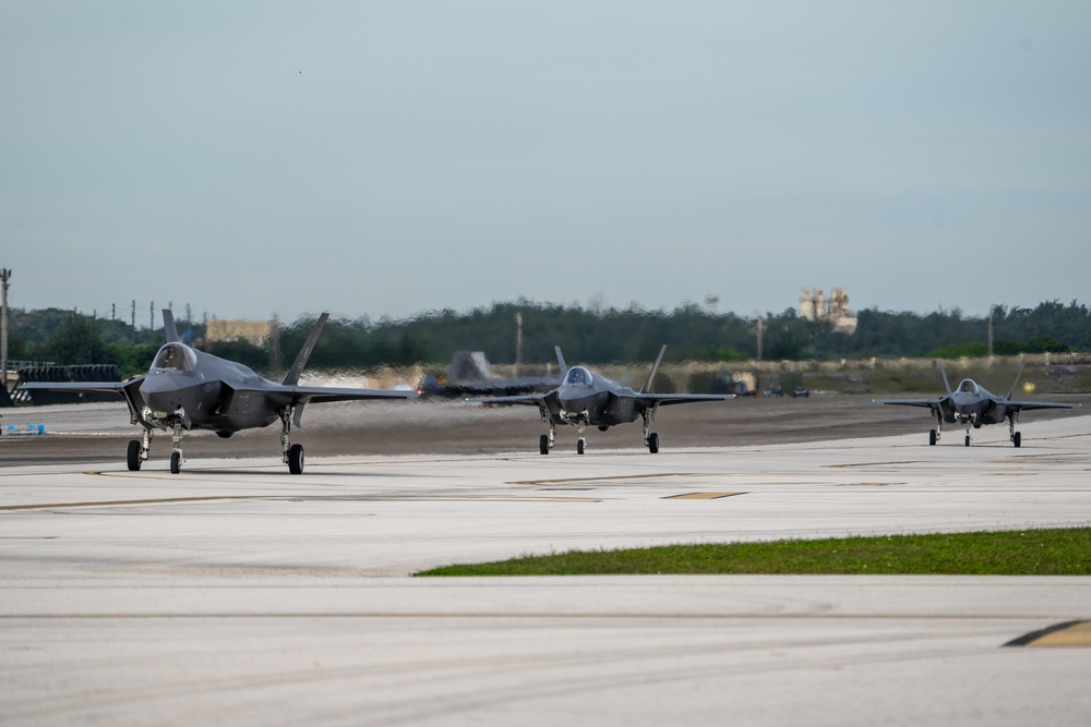 Alabama ANG F35s depart for Bamboo Eagle 25-3