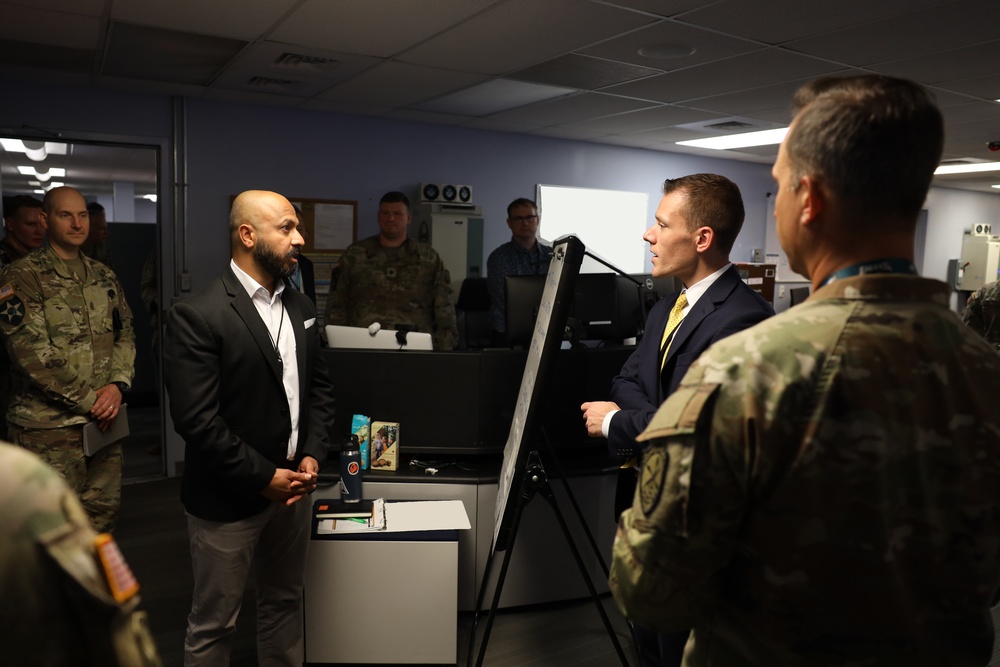 Army Principal Cyber Advisor Visits U.S. Army’s Only Offensive Cyber Operations Brigade 06