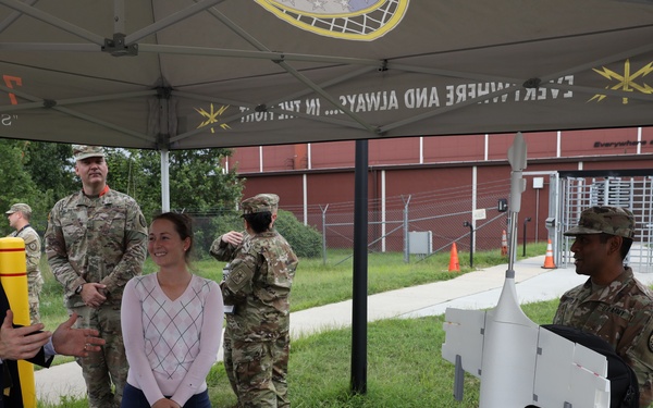 Army Principal Cyber Advisor Visits U.S. Army’s Only Offensive Cyber Operations Brigade 12