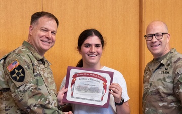BAMC recognizes teens for volunteer service