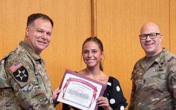 BAMC recognizes teens for volunteer service