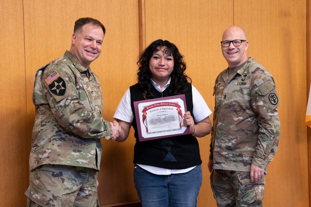 BAMC recognizes teens for volunteer service