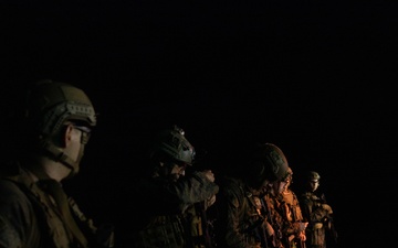 31st MEU conduct deck live-fire